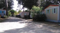 Location parcelles à l'année et vente de mobil homes au Camping 2 étoiles Les Ombrages à Meschers sur Gironde en Charente Maritime