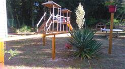 aire de jeux au Camping Les Ombrages, camping 2 étoiles à 250m de la plage, camping résidentiel à Meschers sur Gironde près de Royan en Charente Maritime